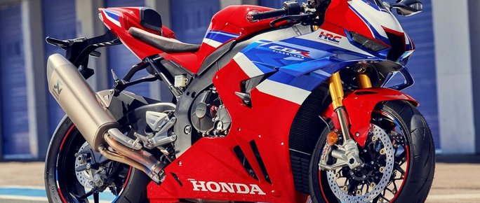 Honda CBR1000RR Fireblade SC82 2024
